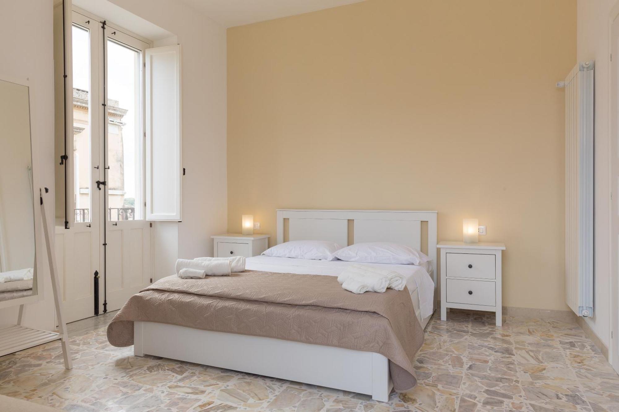 Al Corso Apartments Noto Dış mekan fotoğraf