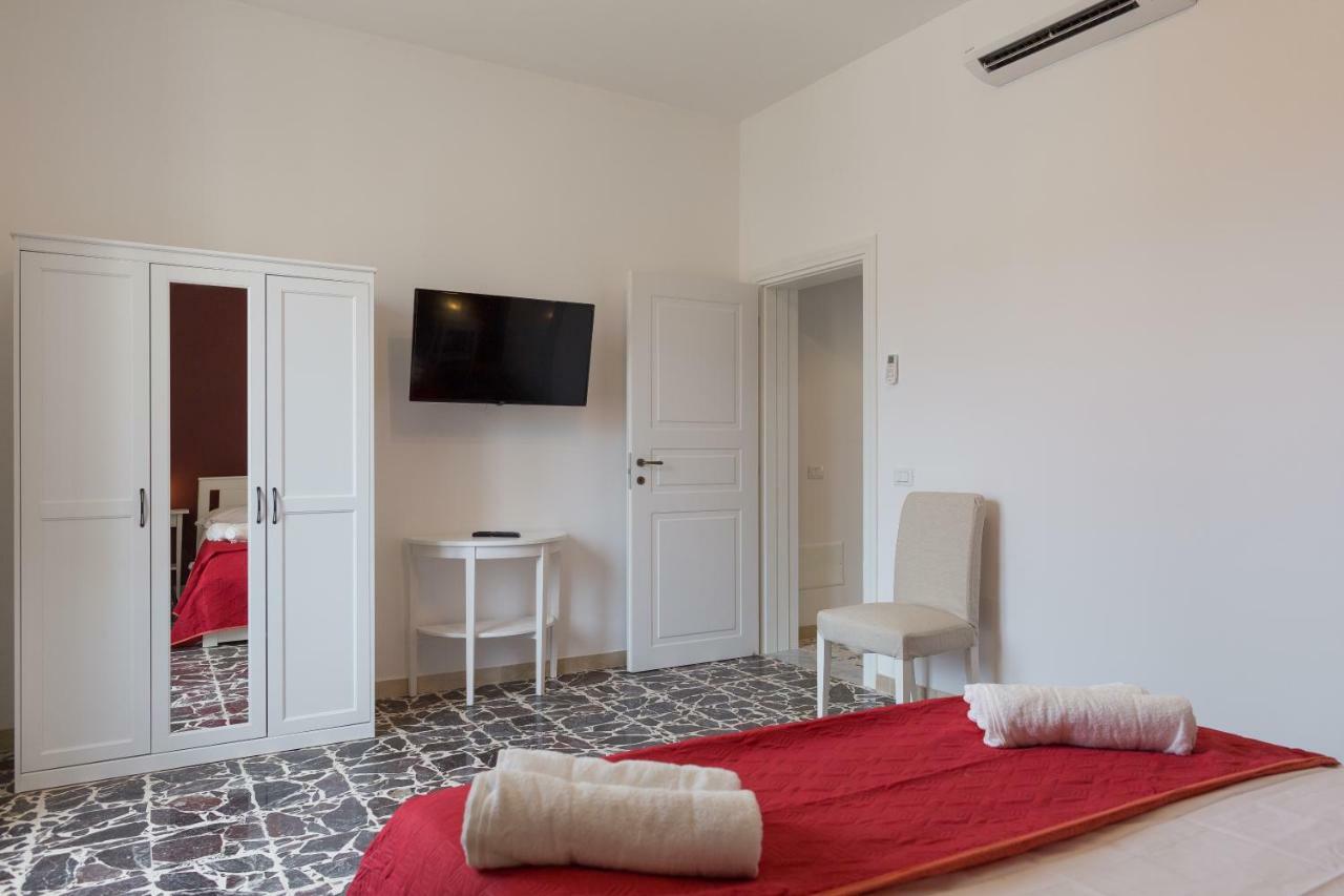 Al Corso Apartments Noto Dış mekan fotoğraf